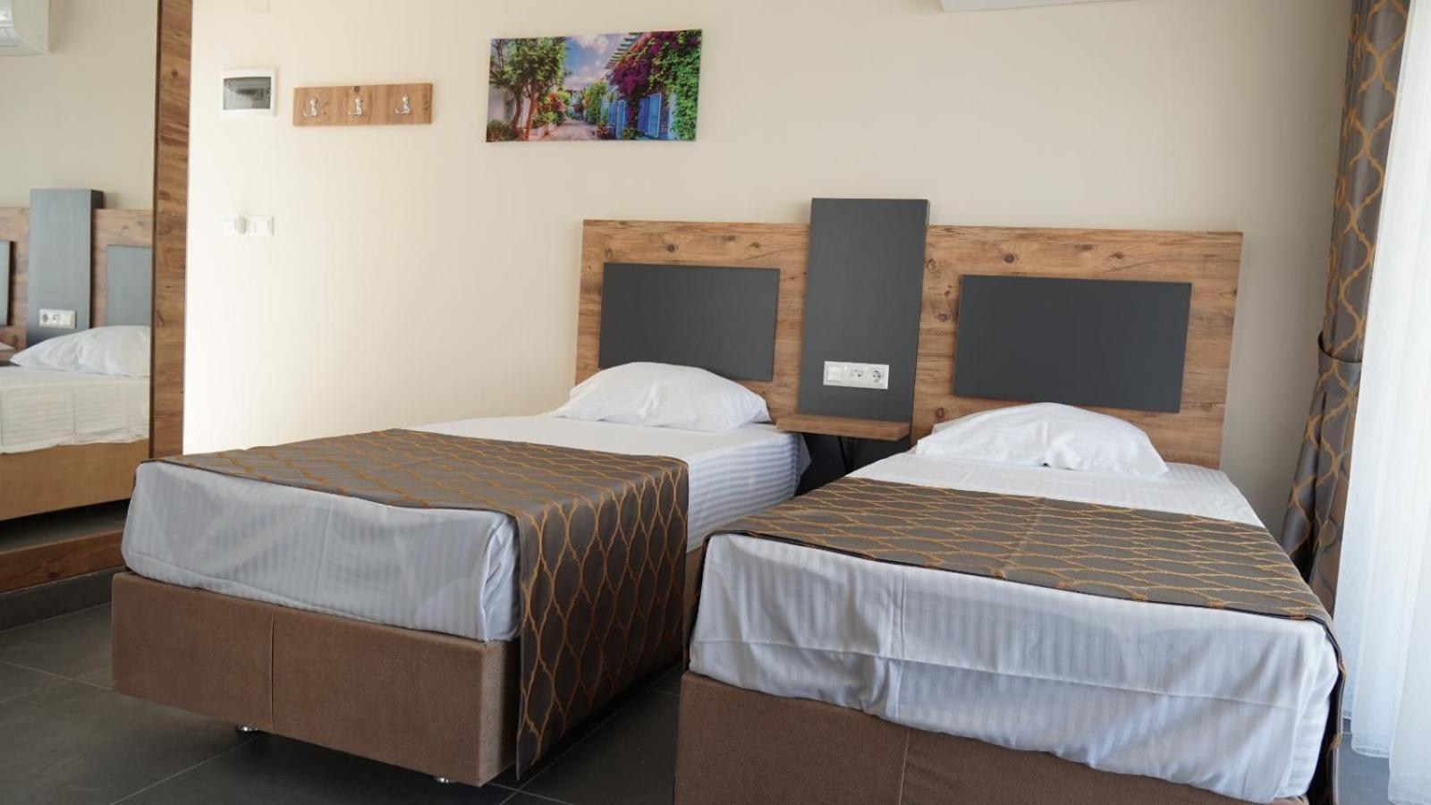 Club Efes Otel 실리프케 외부 사진