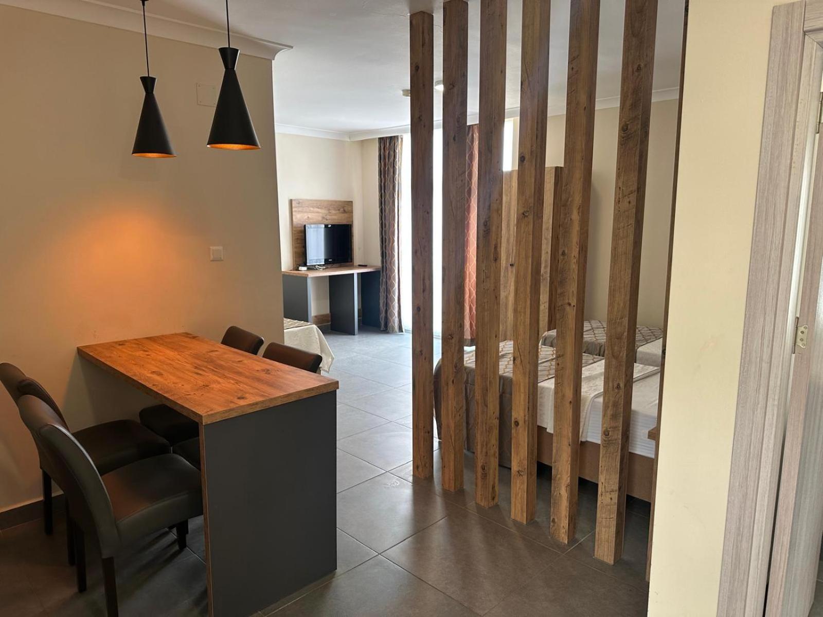 Club Efes Otel 실리프케 외부 사진