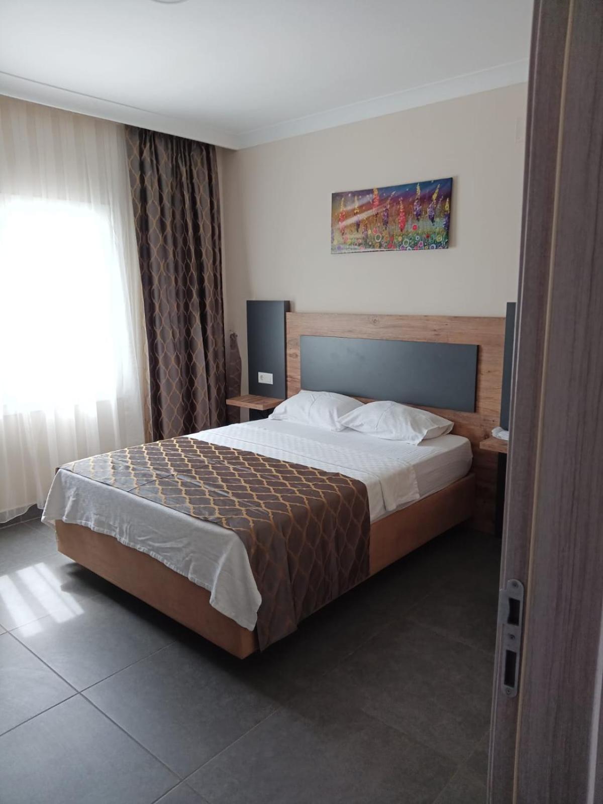 Club Efes Otel 실리프케 외부 사진